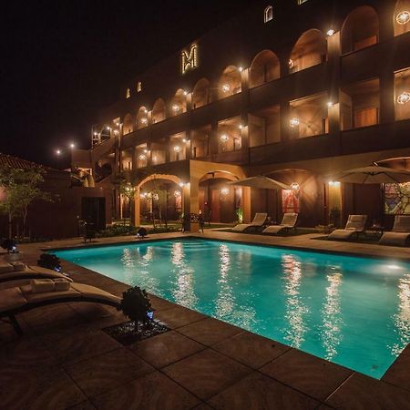 Monastery Suites オラニエスタッド エクステリア 写真